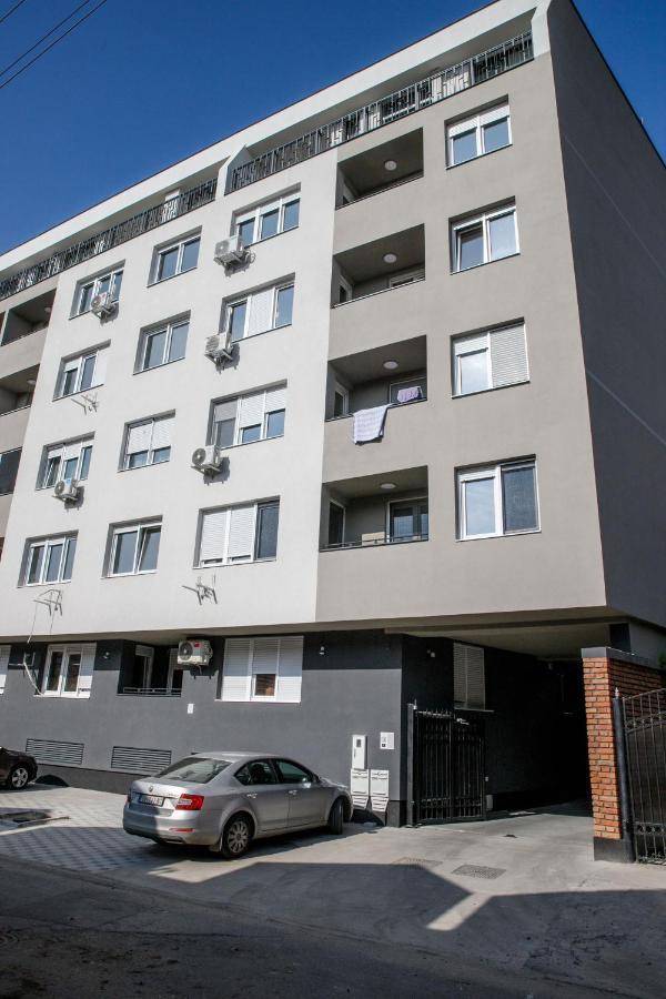 Apartman MDB RETRO Subotica Bagian luar foto